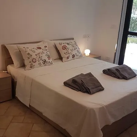 Makarska Con Giardino Privato Roseto Degli Abruzzi